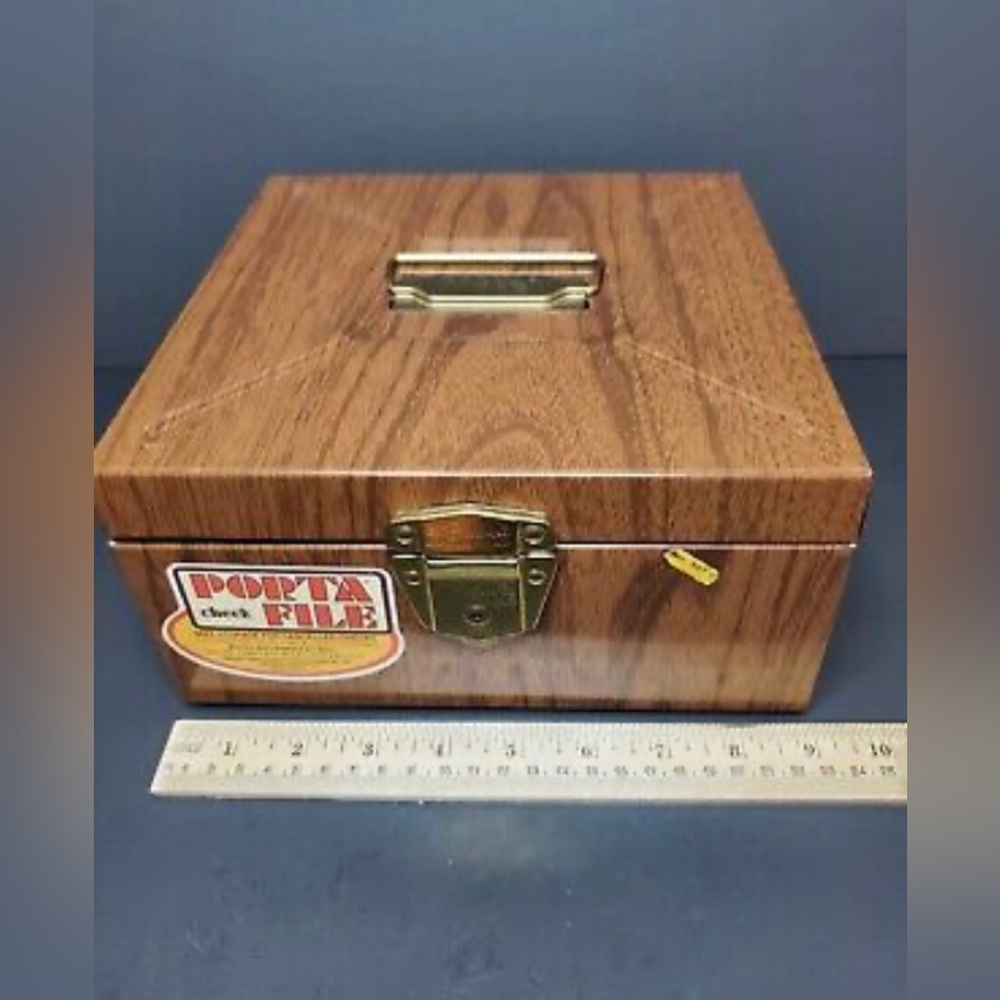 Vintage Ballonoff 1960 Wood Grain Tin Porta Check File Box NO Key -latch works